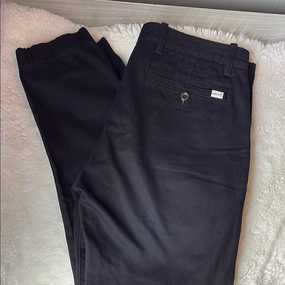 Levi's Black Chinos Slim Fit - Picture 9 of 9